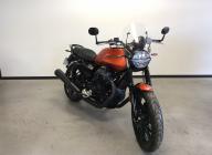 MOTO GUZZI V7 STONE 