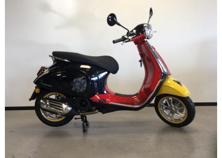 VESPA 125 PRIMAVERA EDITION DISNEY - DESTOCKAGE