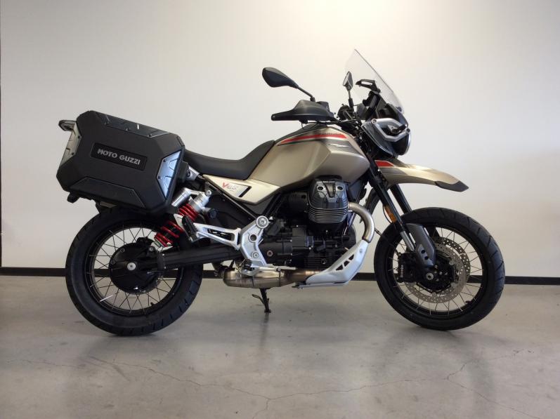 MOTO GUZZI NEW V85 TT TRAVEL - 1 500 €
