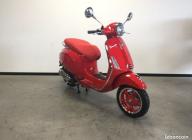 VESPA 50 PRIMAVERA RED EDITION - DESTOCKAGE